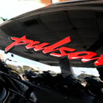 Pulsar 150 Neon